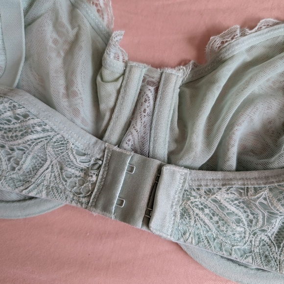 NWOT Lively Unlined Lace Bra + Bikini Panty Set - Picture 8 of 13